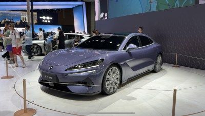 Denza Z9GT и Z9 (ГИБРИД) в топе + допы